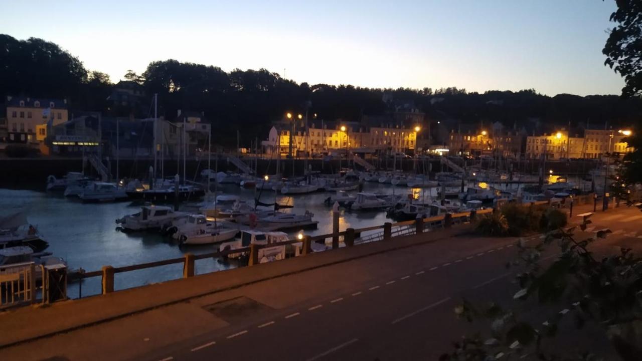 Appartement Sur Le Port, 105M Rez De Jardin Avec Parc Privatif Saint-Valery-en-Caux Eksteriør billede
